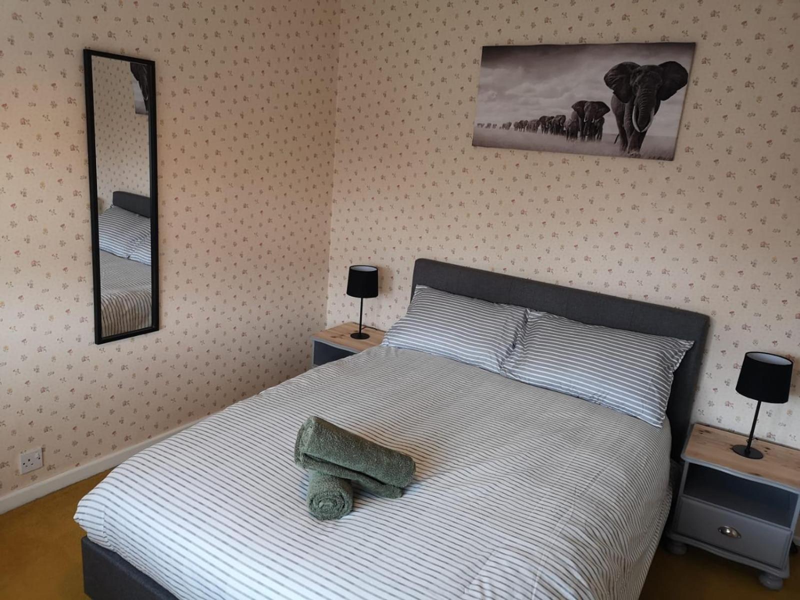 Mossbank House Luton Airport Hotel Kültér fotó